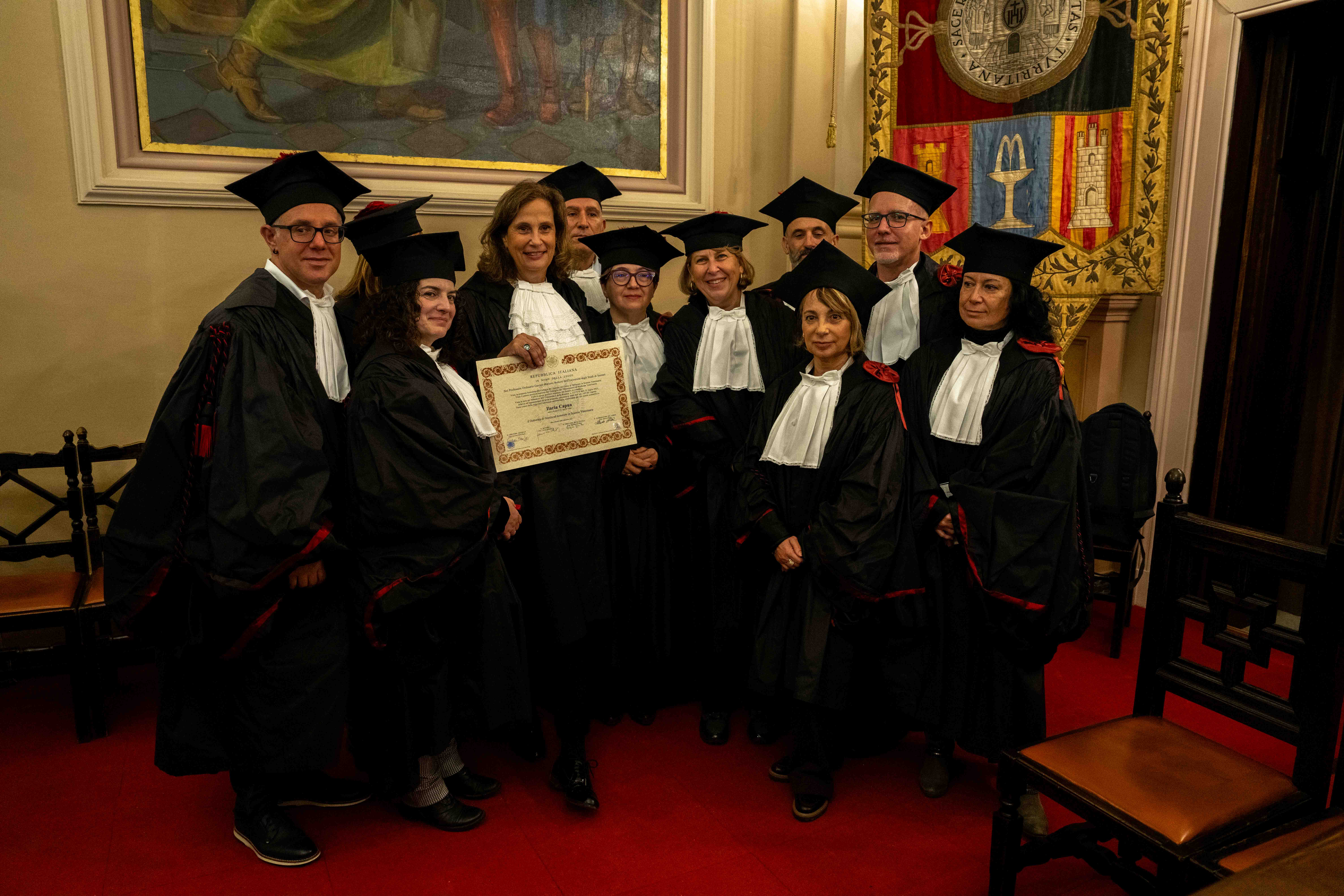 Docenti del Dipartimento di Medicina Veterinaria insieme all Prof.ssa Ilaria Capua che ha ricevuto il Dottorato honoris causa in Scienze veterinarie