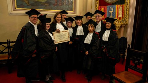 Docenti del Dipartimento di Medicina Veterinaria insieme all Prof.ssa Ilaria Capua che ha ricevuto il Dottorato honoris causa in Scienze veterinarie